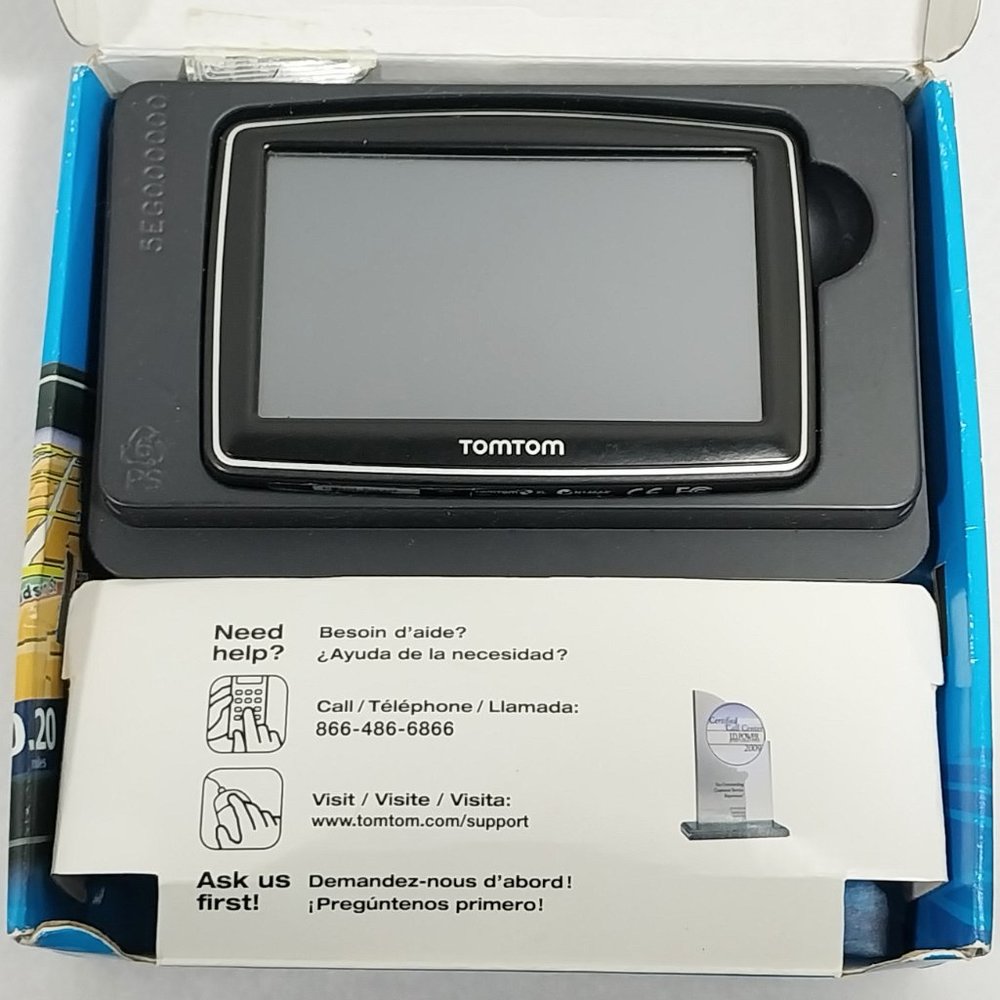 Tom Tom XL 340S GPS With Charger Manual And Box #1331